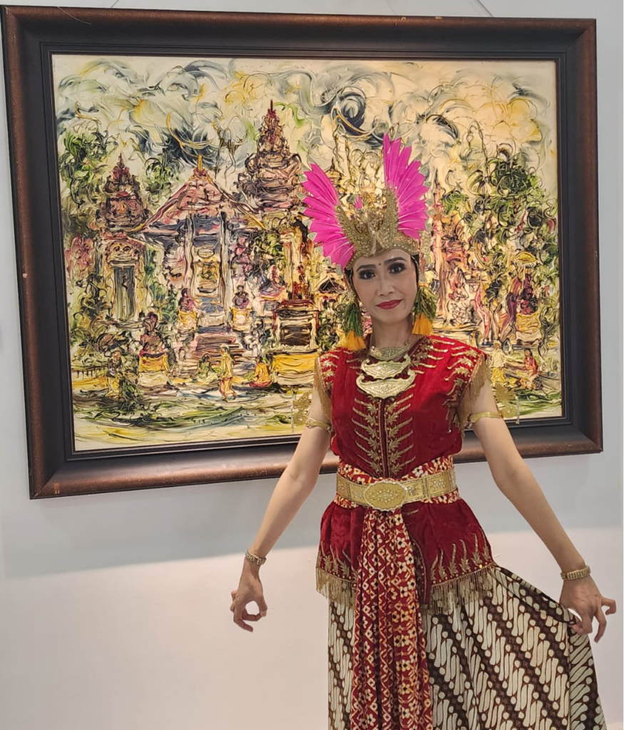 Dr. Dewi Cahya Ambarwati